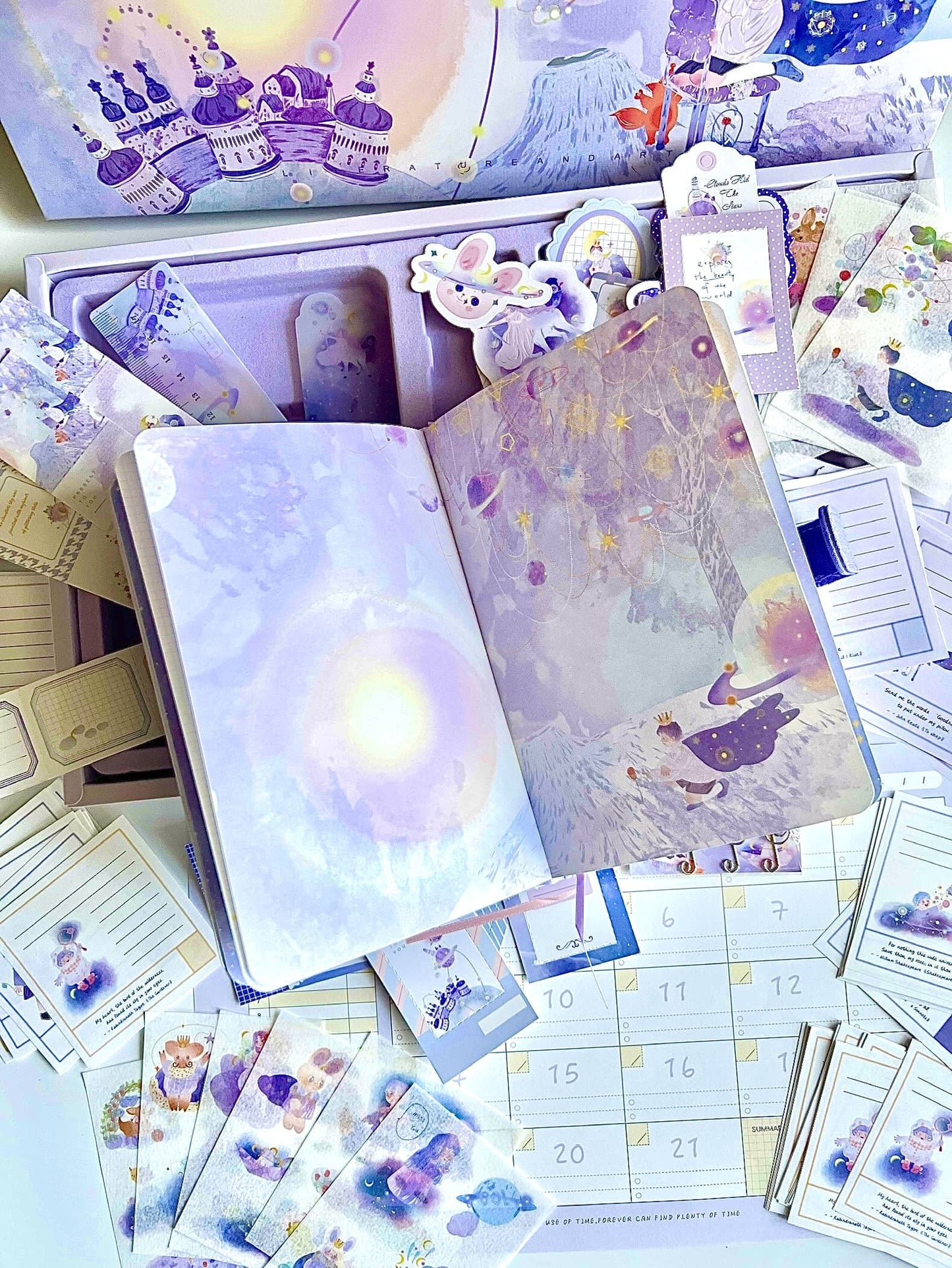 Purple Moon In Glass დიდი დღიურის ნაკრები